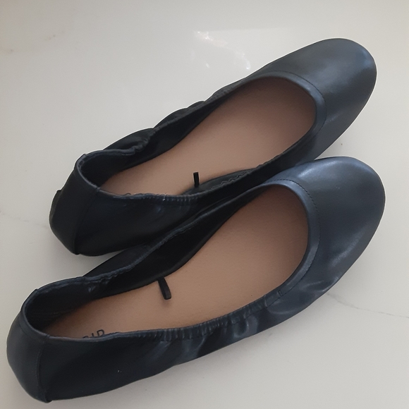 size 12w flats